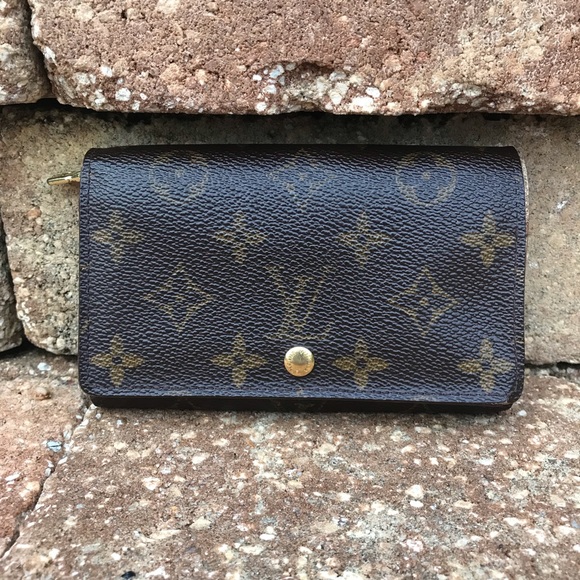 Louis Vuitton Handbags - Louis Vuitton Porte Monnaie Wallet Authentic